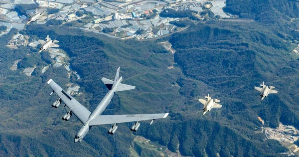 米国、日本、韓国が朝鮮半島付近で初の空軍演習を実施