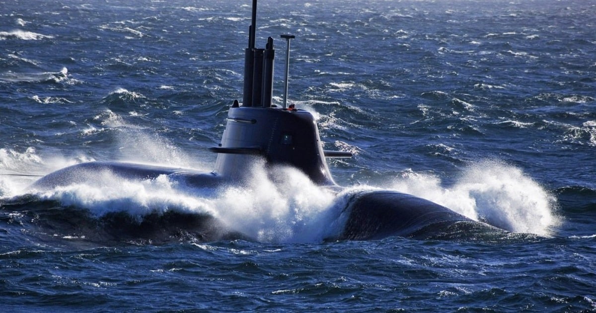 Germany spends record on defense purchases, adds 4 new submarines