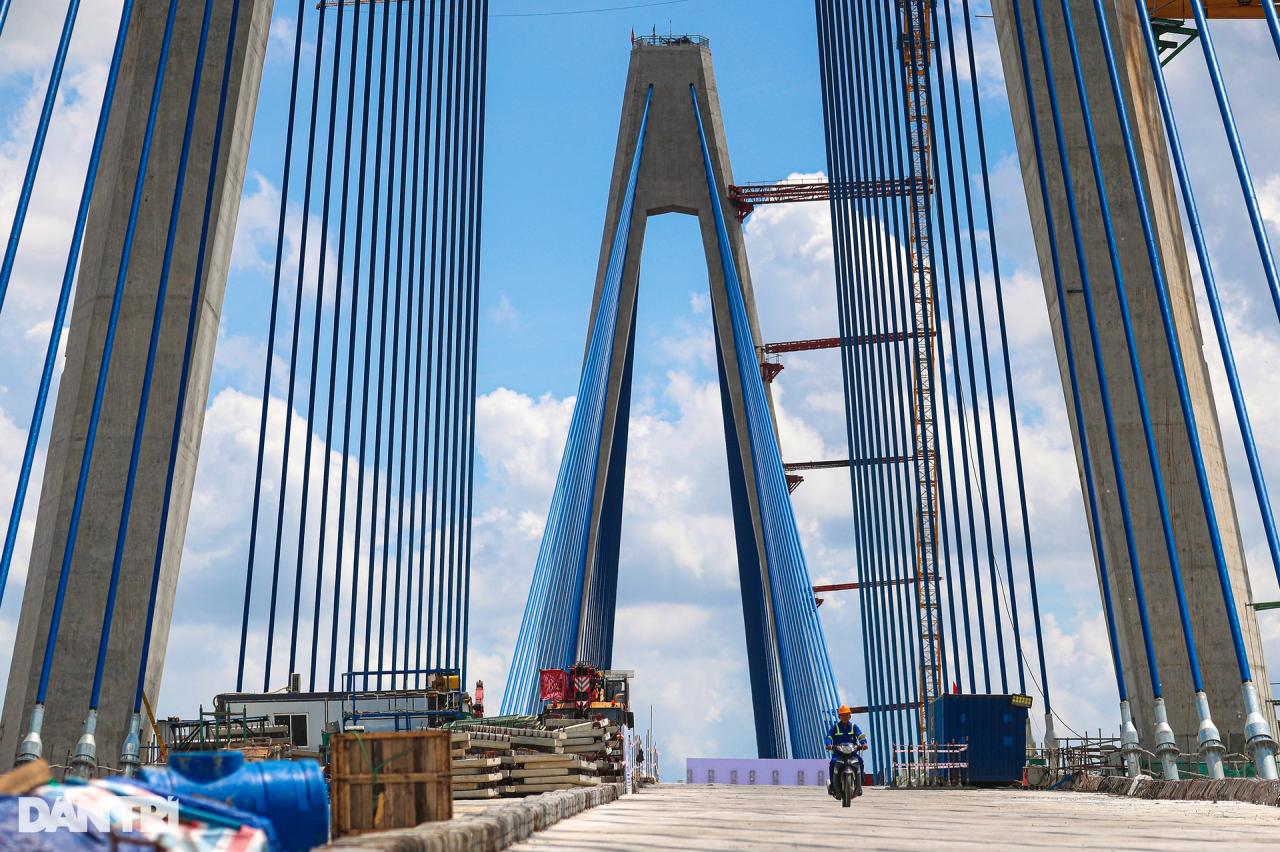 Cầu Mỹ Thuận 2 hợp long nối đôi bờ sông Tiền - 1