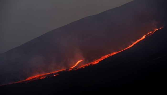 Núi lửa Etna phun trào, nhiều chuyến bay ở Ý bị hủy bỏ