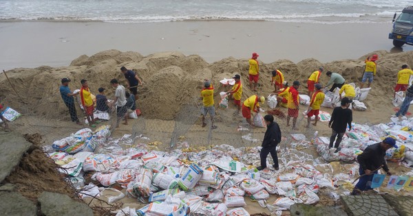 Efforts pour surmonter les glissements de terrain sur « la plus belle plage d'Asie »