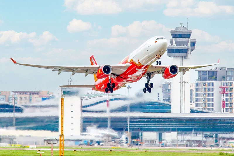 Nhân ngày 8/3, Vietjet khuyến mãi hàng ngàn vé 0 đồng bay nội địa và quốc tế - Ảnh 1