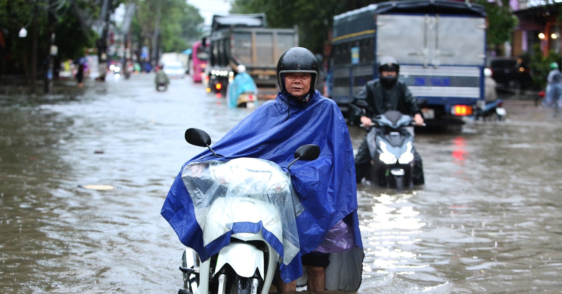 Dự báo thời tiết 20/10/2024: Không khí lạnh xuống phía Nam, nhiều nơi mưa to