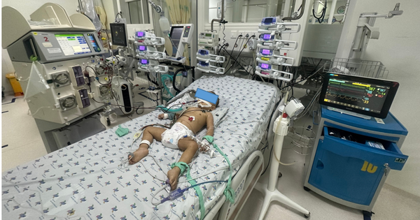 After 3 days of hand, foot and mouth disease, 17-month-old boy needs dialysis