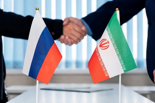 Russia and Iran join hands to deal with sanctions, the US makes things difficult for Europe, China issues debt in USD for the first time