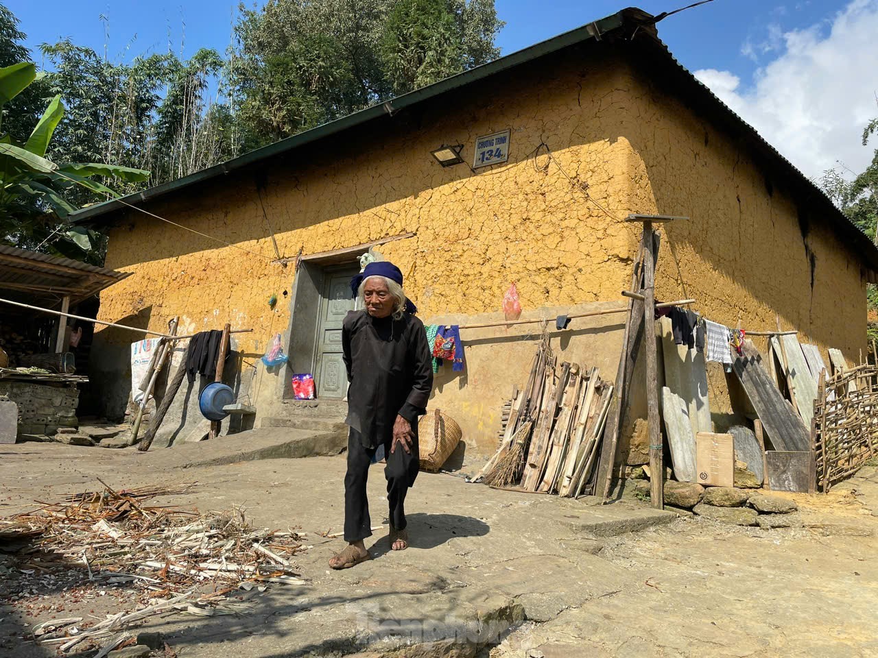 Einzigartiges uraltes Stampflehmhaus im Grenzgebiet Foto 14