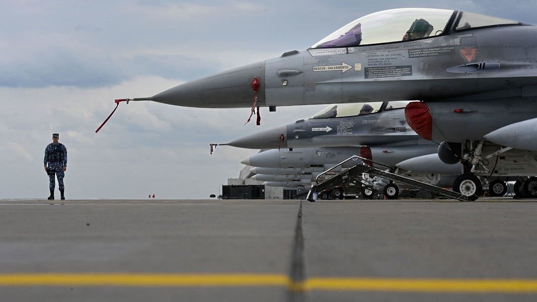 Ukraine tính gửi một số tiêm kích F-16 ở căn cứ nước ngoài để tránh bị tìm diệt- Ảnh 8.