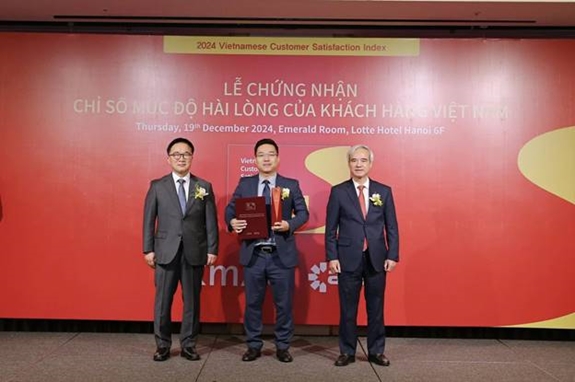 MB lidera el índice de satisfacción del cliente de Vietnam en 2024 en el sector bancario