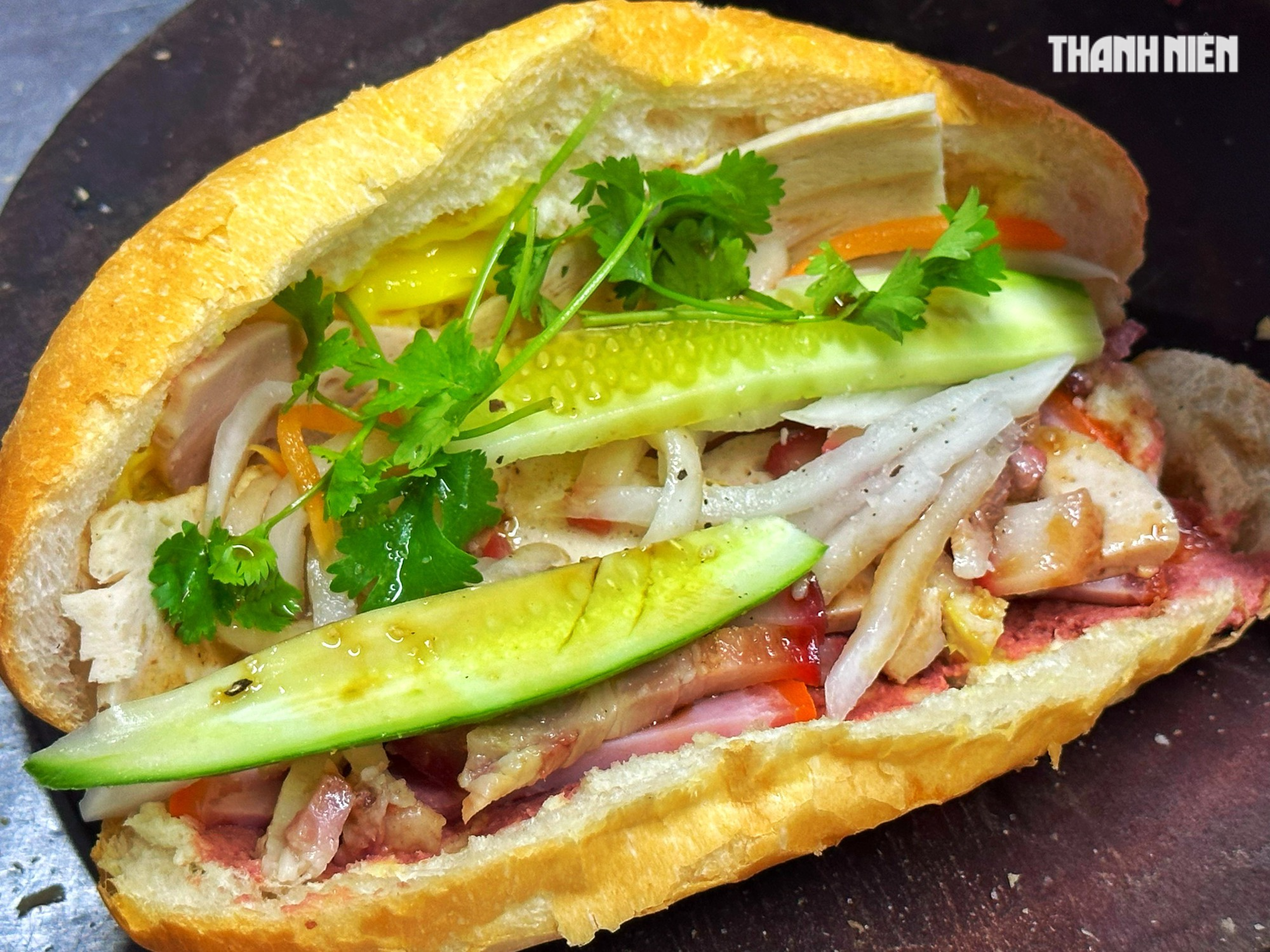 Bà chủ bán bánh mì hơn 50 năm: 'Hà tiện' để mua… 9 căn nhà Sài Gòn - Ảnh 2.