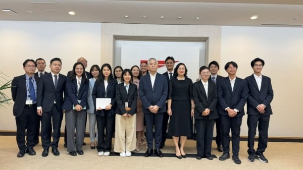 Uniqlo accompanies Vietnamese businesses to improve textile and garment production capacity