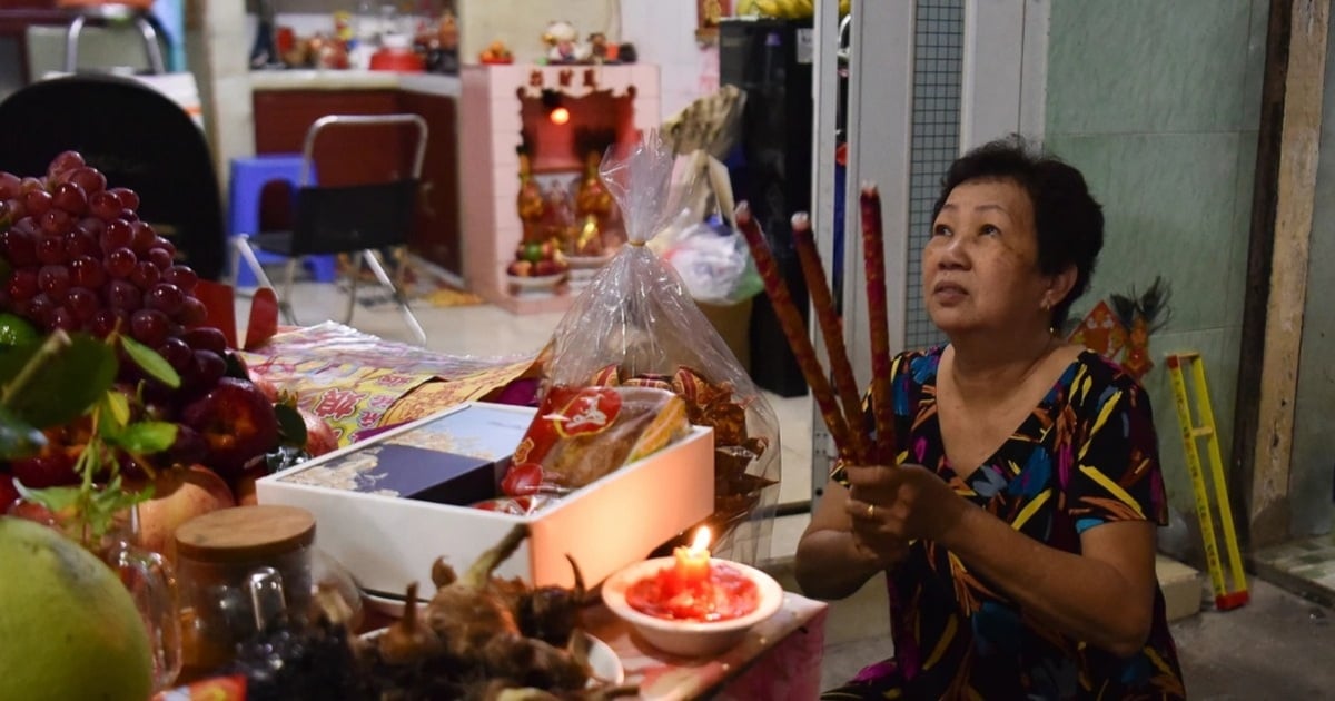 Mondanbetung-Zeremonie der Chinesen in Ho-Chi-Minh-Stadt