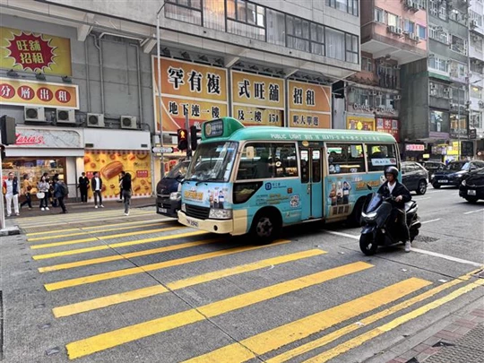 홍콩, 공공 전기 자동차로의 전환 촉진에 수천만 달러 투자