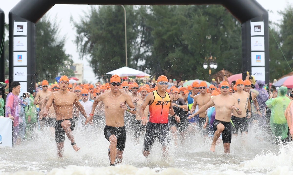 DNSE accompagne le seul tournoi d'aquathlon au Vietnam