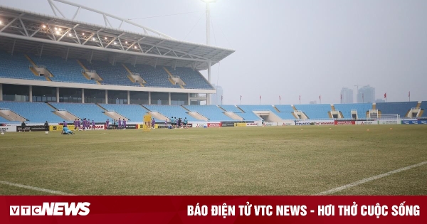 Vietnamesische Mannschaft nutzt das My Dinh-Stadion in der Qualifikation zur Fußballweltmeisterschaft 2026