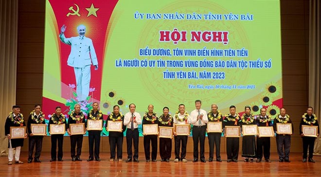 Yen Bai honors 30 prestigious people among ethnic minorities