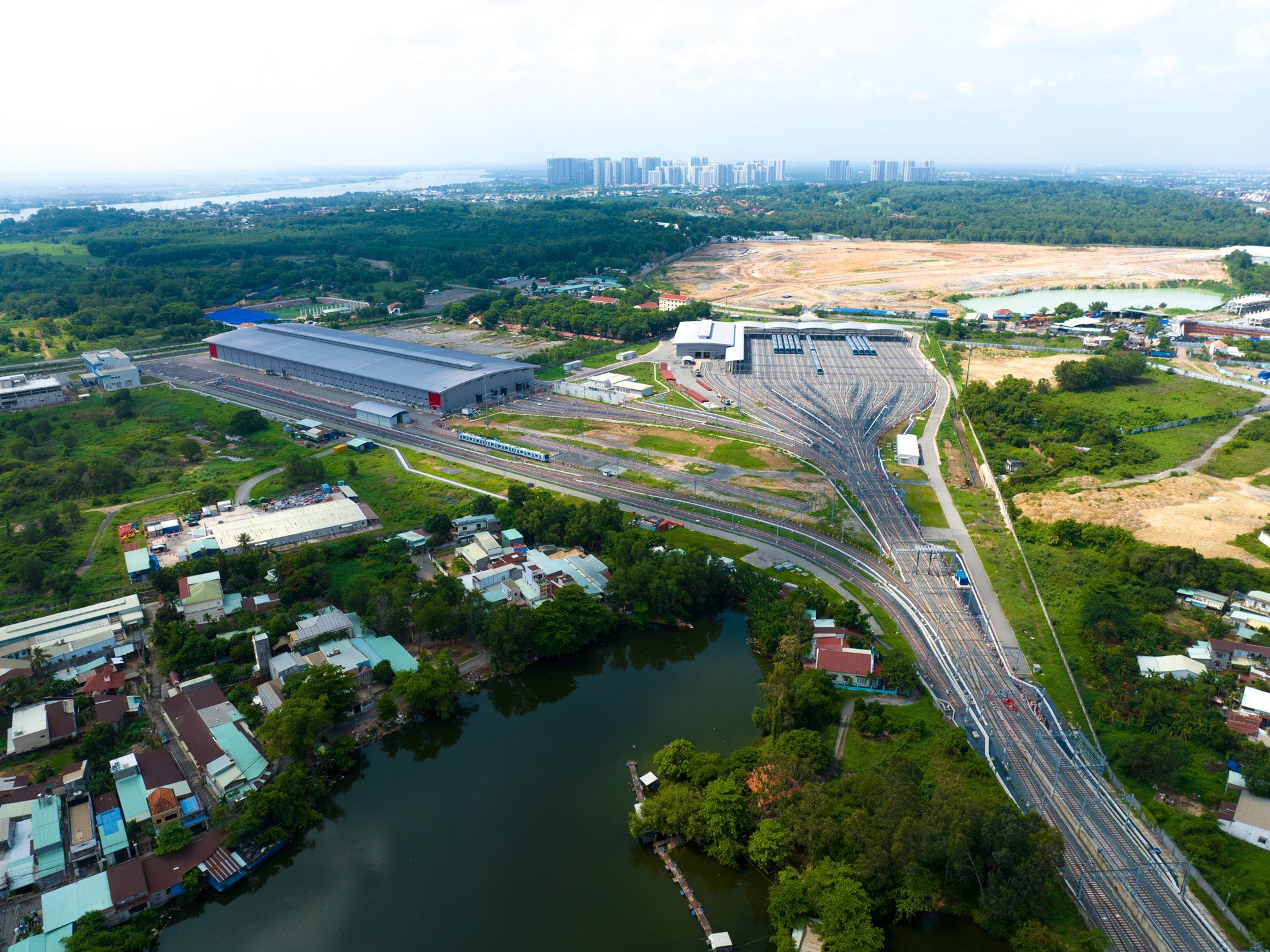 Cận cảnh depot tuyến metro số 1 đã thành hình ảnh 2
