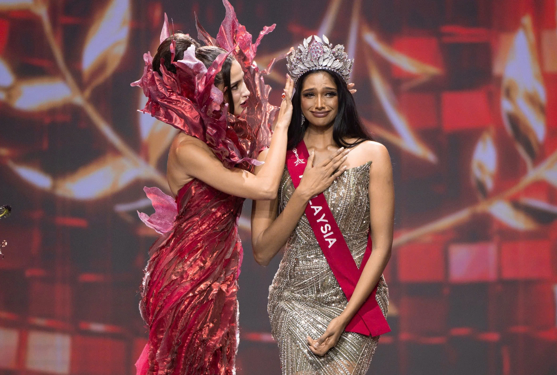 Người đẹp Malaysia đăng quang Miss Charm 2024, Quỳnh Nga giành ngôi á hậu 2