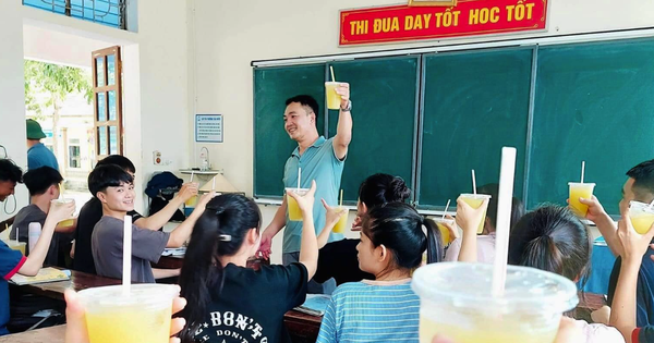 Los maestros cocinan sopa dulce y exprimen jugo de caña de azúcar para ayudar a los estudiantes a repasar para los exámenes de graduación de la escuela secundaria