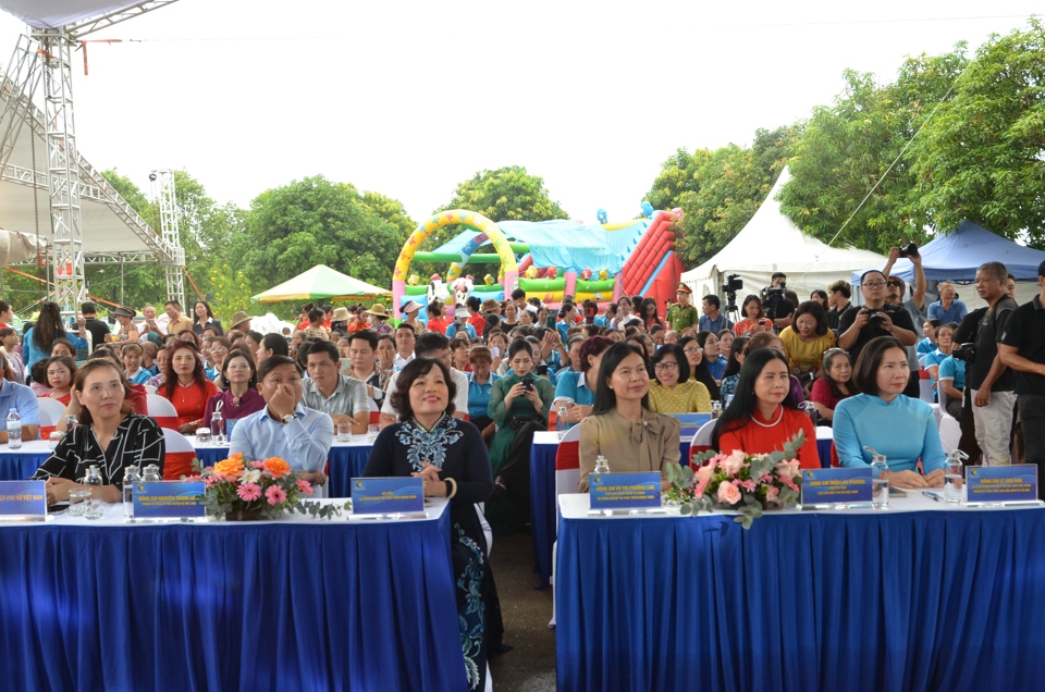 Delegierte bei der Eröffnungszeremonie - Foto: Thanh Thanh