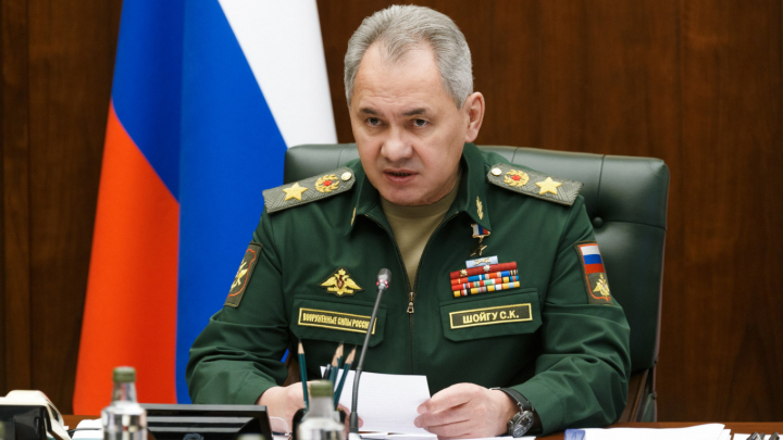 Minister Shoigu: West sending weapons to Ukraine prolongs conflict - 1