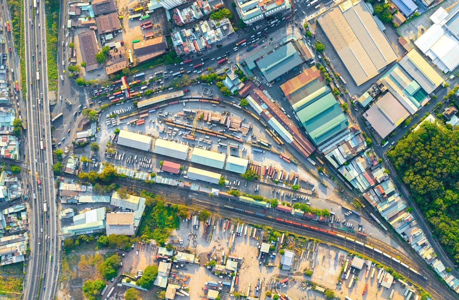 Primer plano de la terminal de carga internacional más grande de Vietnam