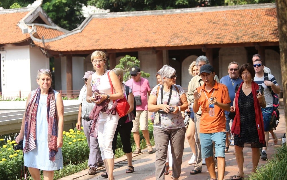 Internationale Besucher zum Neujahrsfest 2025 anlocken