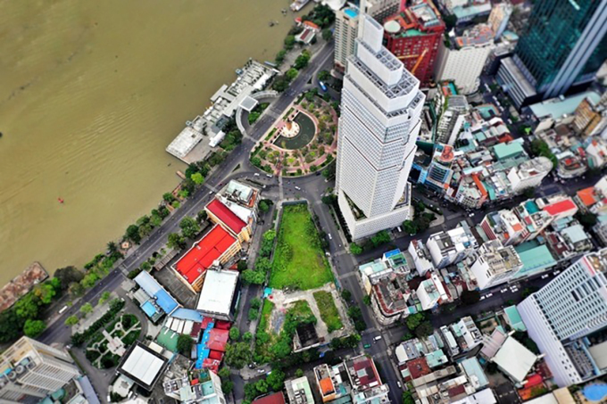 The plot of land at 2-4-6 Hai Ba Trung (in blue) has four street frontages, making it one of the most prime locations in Saigon. Photo: Huu Khoa