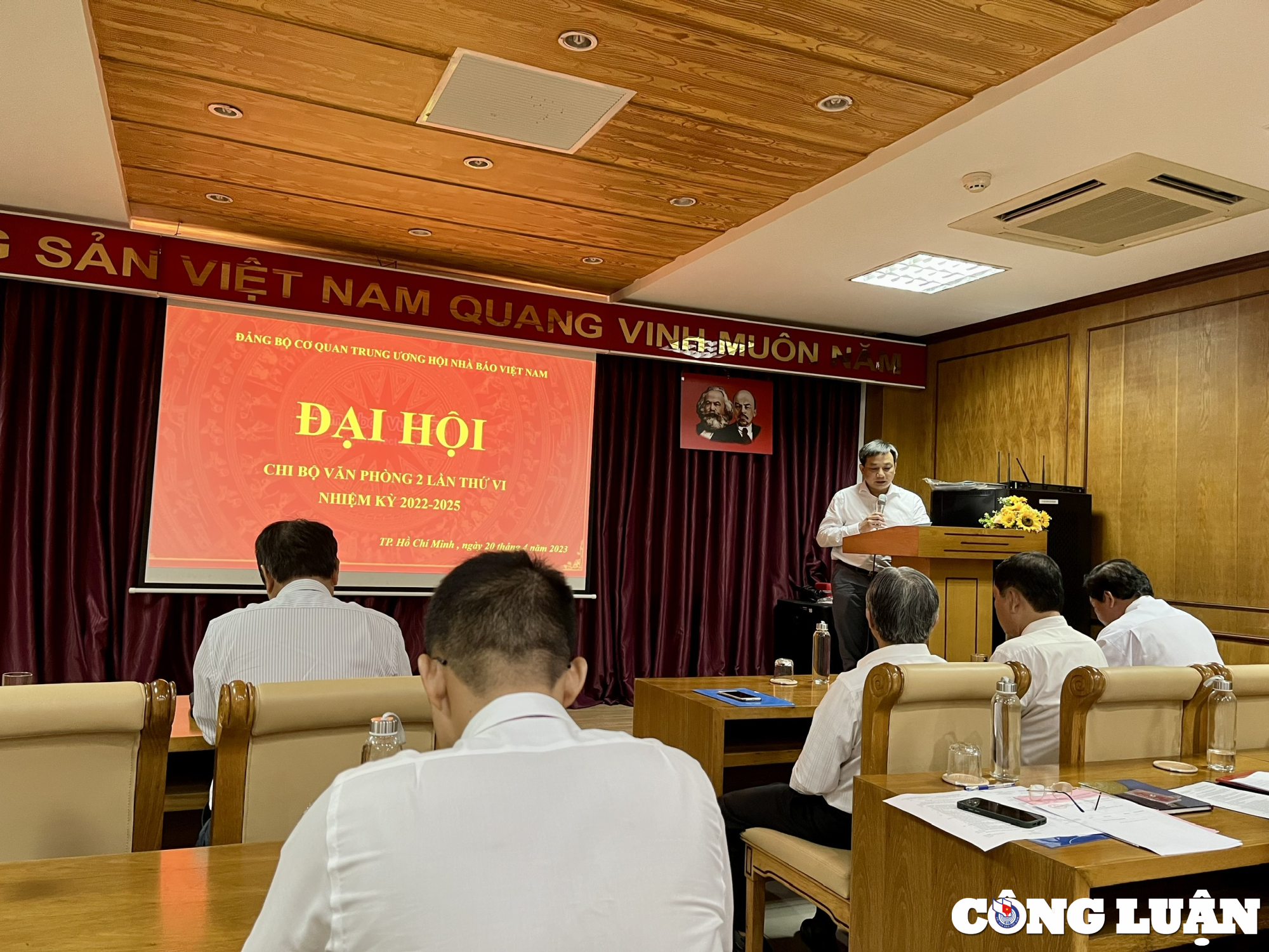 Mr. Tran Trong Dung was appointed as the Secretary of the Office of the 2nd Vietnam Journalists Association, photo 3