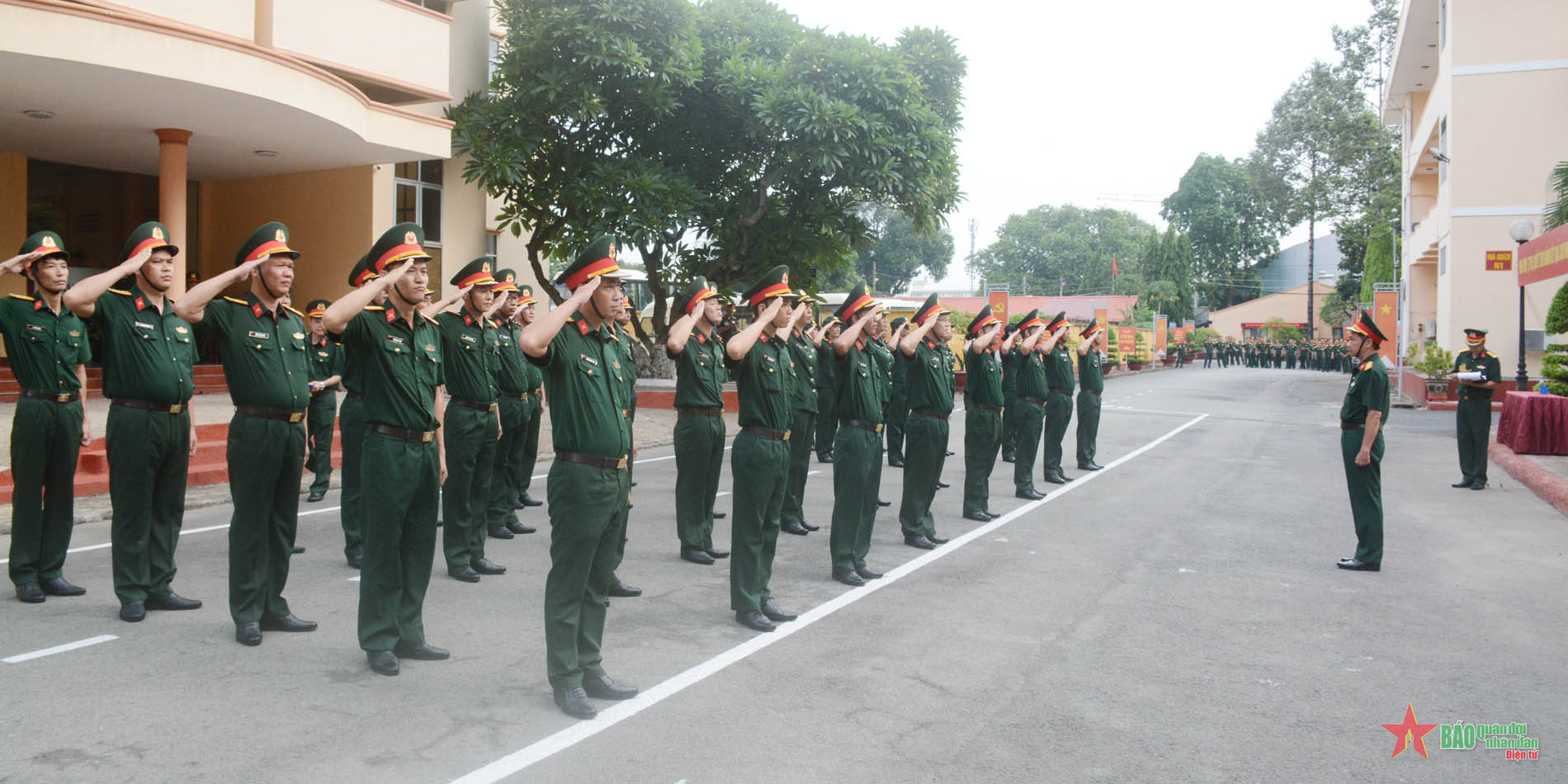 Consulte el Comando del Departamento del Estado Mayor Regional Sur