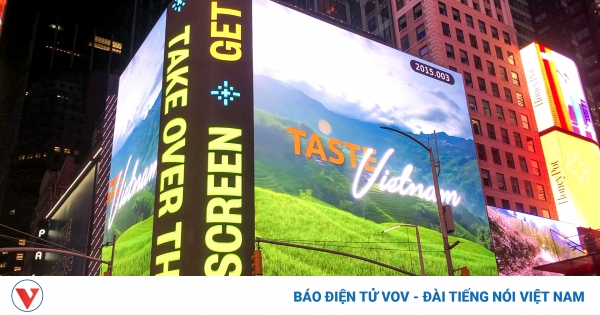 Des images du tourisme vietnamien apparaissent à Times Square, aux États-Unis