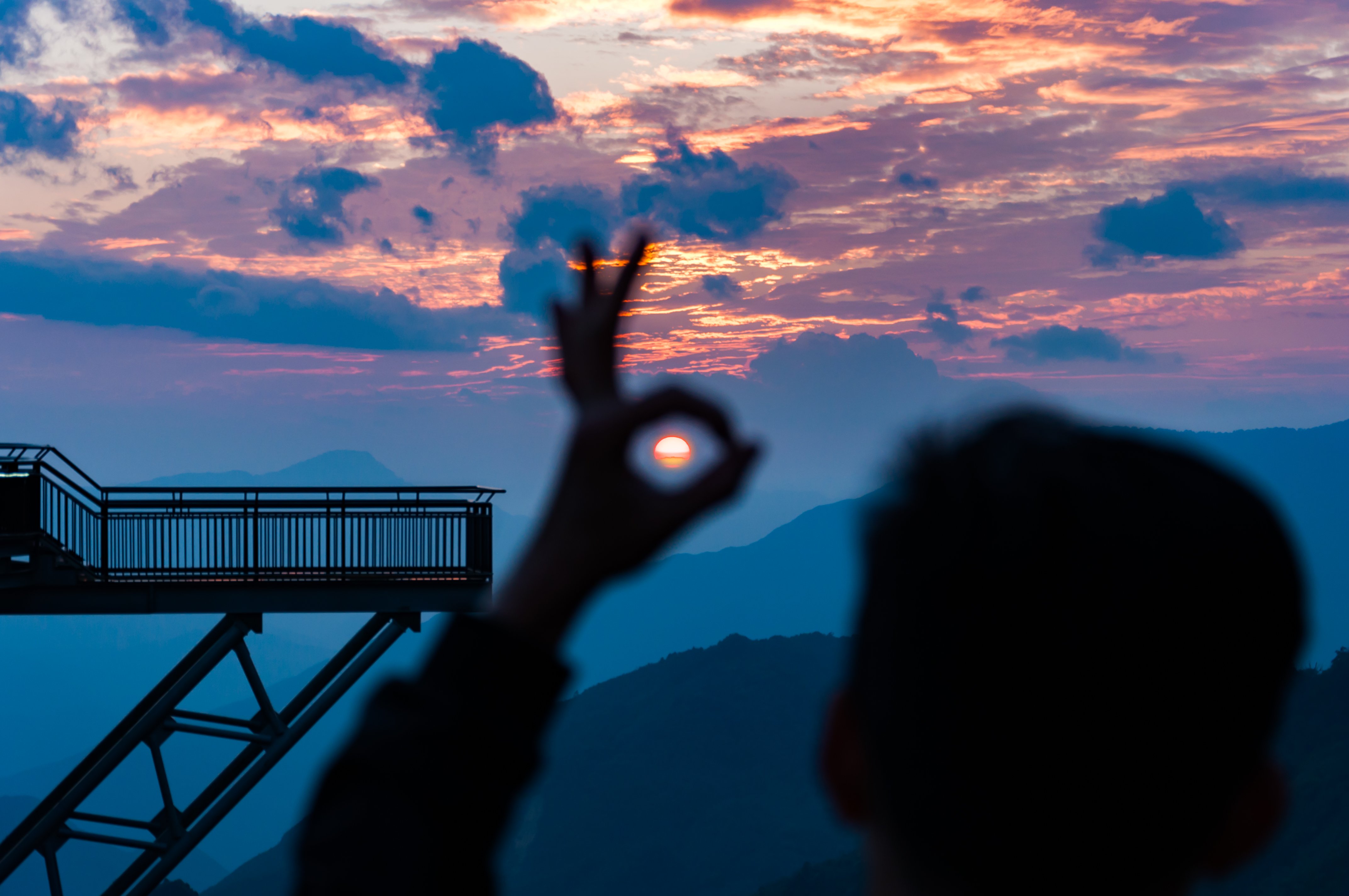 Rong May glass bridge with panoramic view of O Quy Ho, Northwest