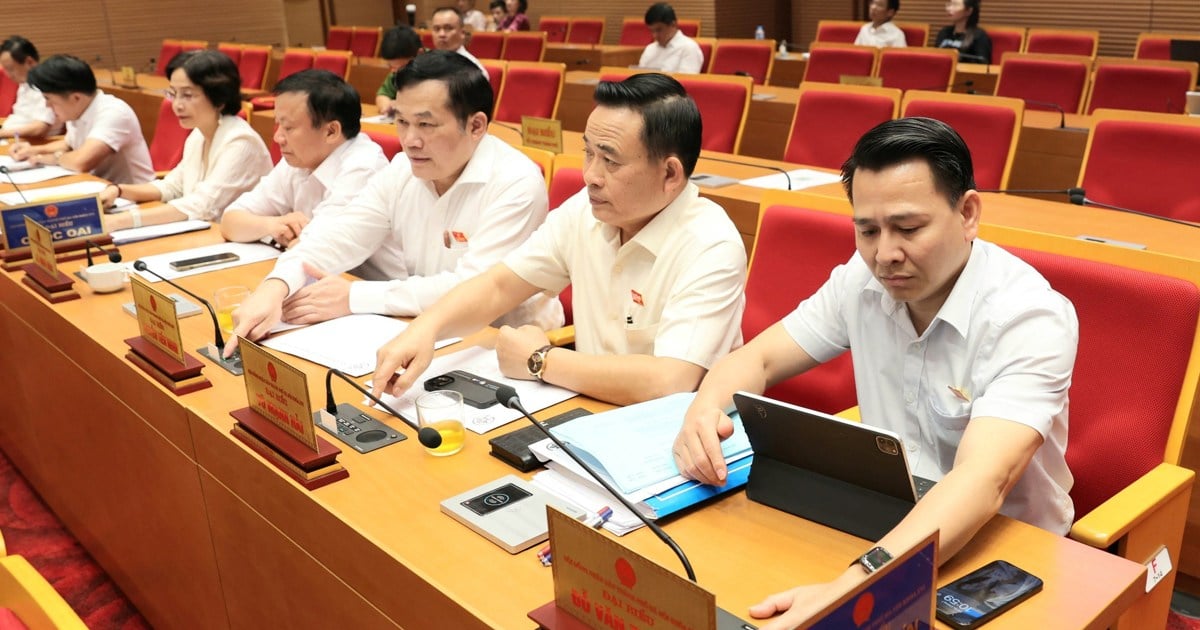 Approbation de la résolution sur le programme de suivi du Conseil populaire de Hanoi en 2025