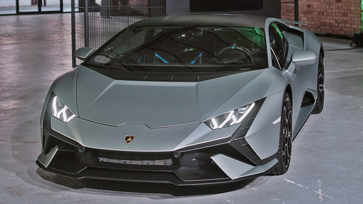 Blick auf den zweiten Lamborghini Huracan Tecnica in Vietnam, Foto 3
