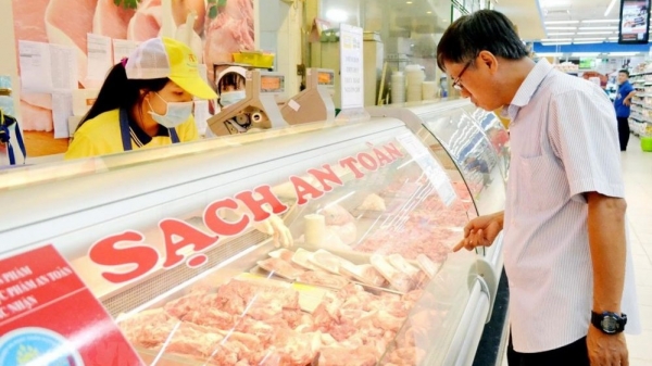 Pig prices "must definitely go up", Vietnamese and Chinese markets are in opposite directions