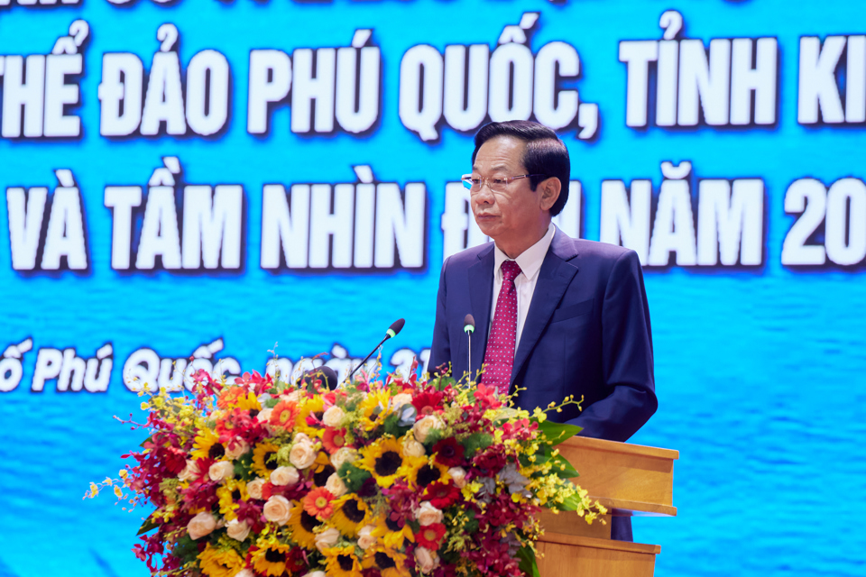 Mr. Do Thanh Binh - Secretary of Kien Giang Provincial Party Committee spoke at the Conference. (Photo: PV)