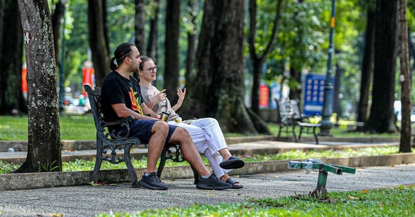 Admirez les grands parcs verdoyants, lieux idéaux pour se cacher du soleil au cœur de Ho Chi Minh-Ville