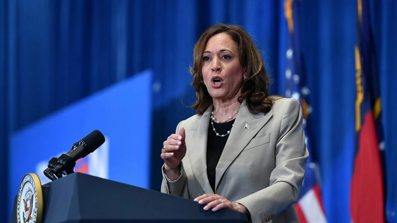 Bà Kamala Harris vận động bầu cử tại Bắc Carolina (Mỹ), ngày 18/7/2024. (Ảnh: AA/TTXVN)