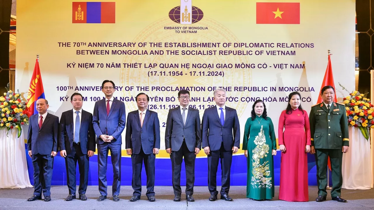 Feier zum 70. Jahrestag der Aufnahme diplomatischer Beziehungen zwischen Vietnam und der Mongolei in Hanoi