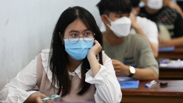 La Universidad de Nha Trang anunció el puntaje mínimo para la admisión basado en las transcripciones de la escuela secundaria en 2023, el promedio más bajo es de 5 puntos/asignatura.