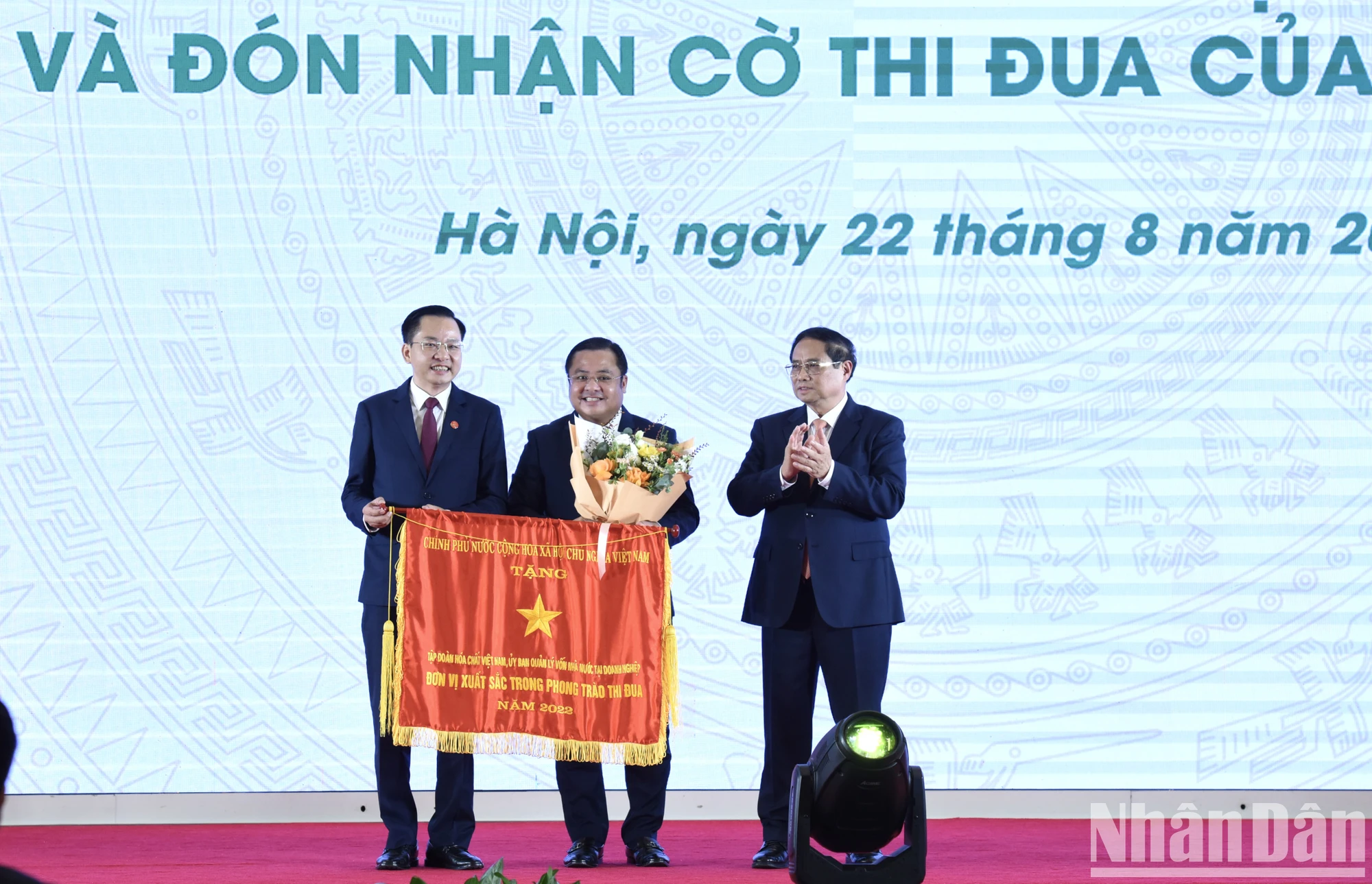 [Ảnh] Thủ tướng dự Lễ kỷ niệm 55 năm Ngày truyền thống ngành hóa chất Việt Nam ảnh 8