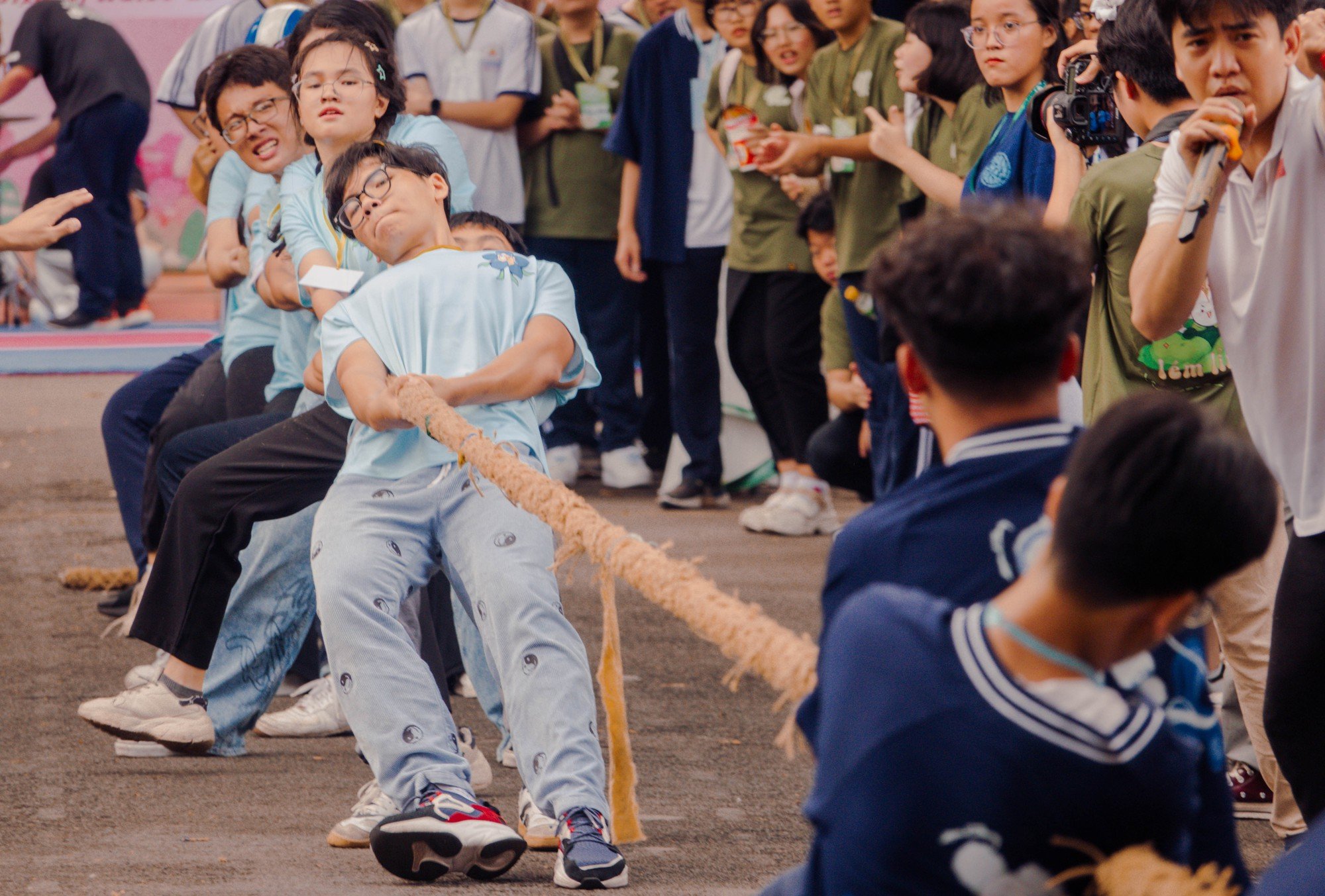 TP.HCM: Có gì ở ngày hội đón 'tân binh' của những ngôi trường trên trăm tuổi? - Ảnh 3.