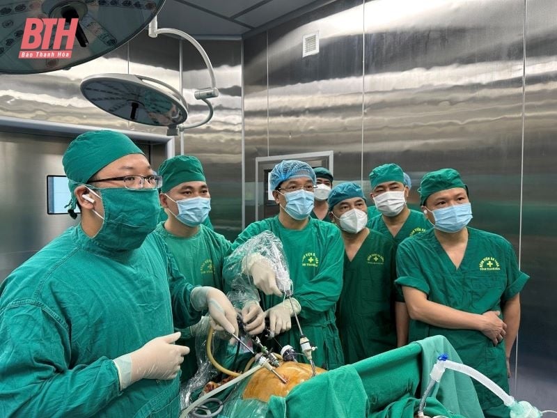 Laparoskopische Leberresektion zur Behandlung von Leberkrebs im Thanh Hoa Provincial General Hospital