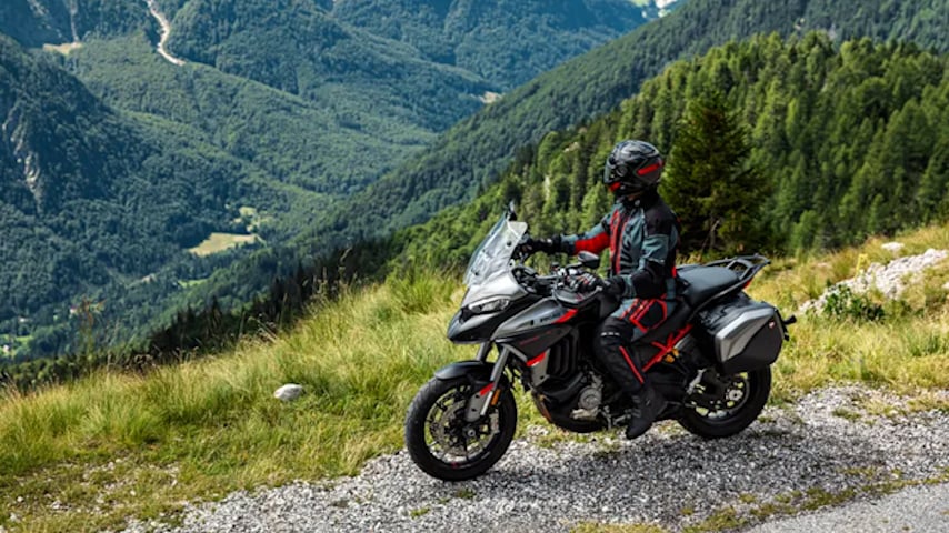 Presentamos la Ducati Multistrada V4 S Grand Tour 2024 recién publicada imagen 1