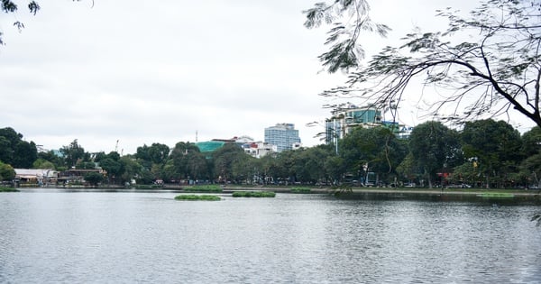 Estado actual de la zona del lago Thien Quang donde se propone construir cinco plazas en Hanoi