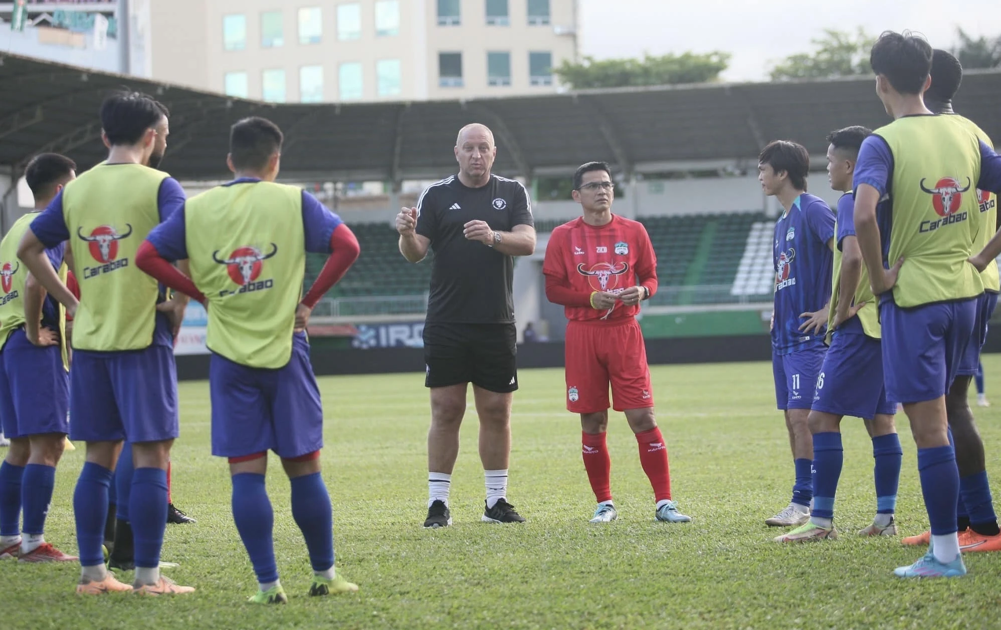 HAGL nhờ 'quân sư' trước đại chiến với nhà đương kim vô địch V-League - Ảnh 1.