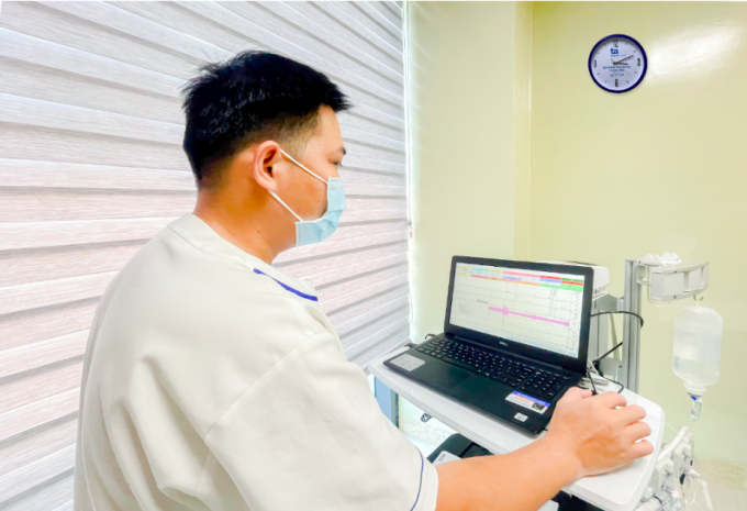 Mesure urodynamique à l'hôpital général Tam Anh, Ho Chi Minh Ville. Photo : Anh Thu