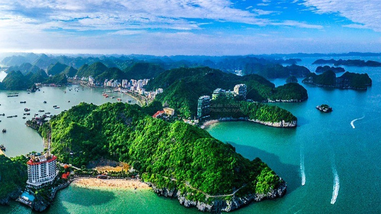 Spreading the value of the World Natural Heritage Ha Long Bay - Cat Ba Archipelago to the world