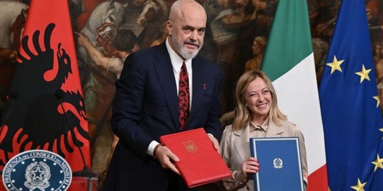 Le Premier ministre italien Giorgia Meloni et son homologue albanais Edi Rama. Photo: REUTER