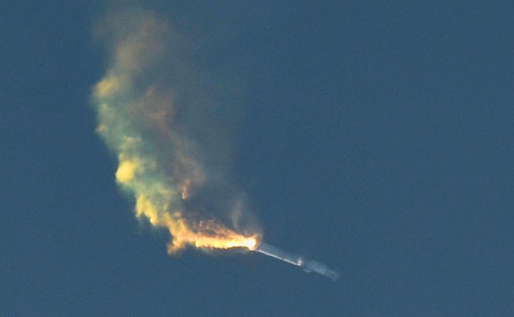 イーロン・マスクのロケット打ち上げは本当に成功したのか？ - 2