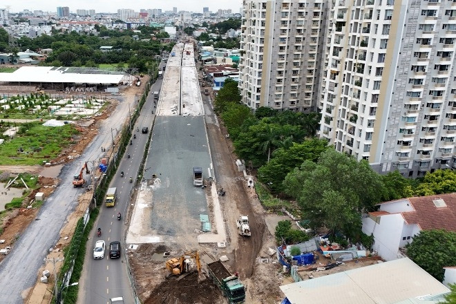 Two 1,500 billion VND bridges to ease traffic congestion in the East of Ho Chi Minh City are about to be completed